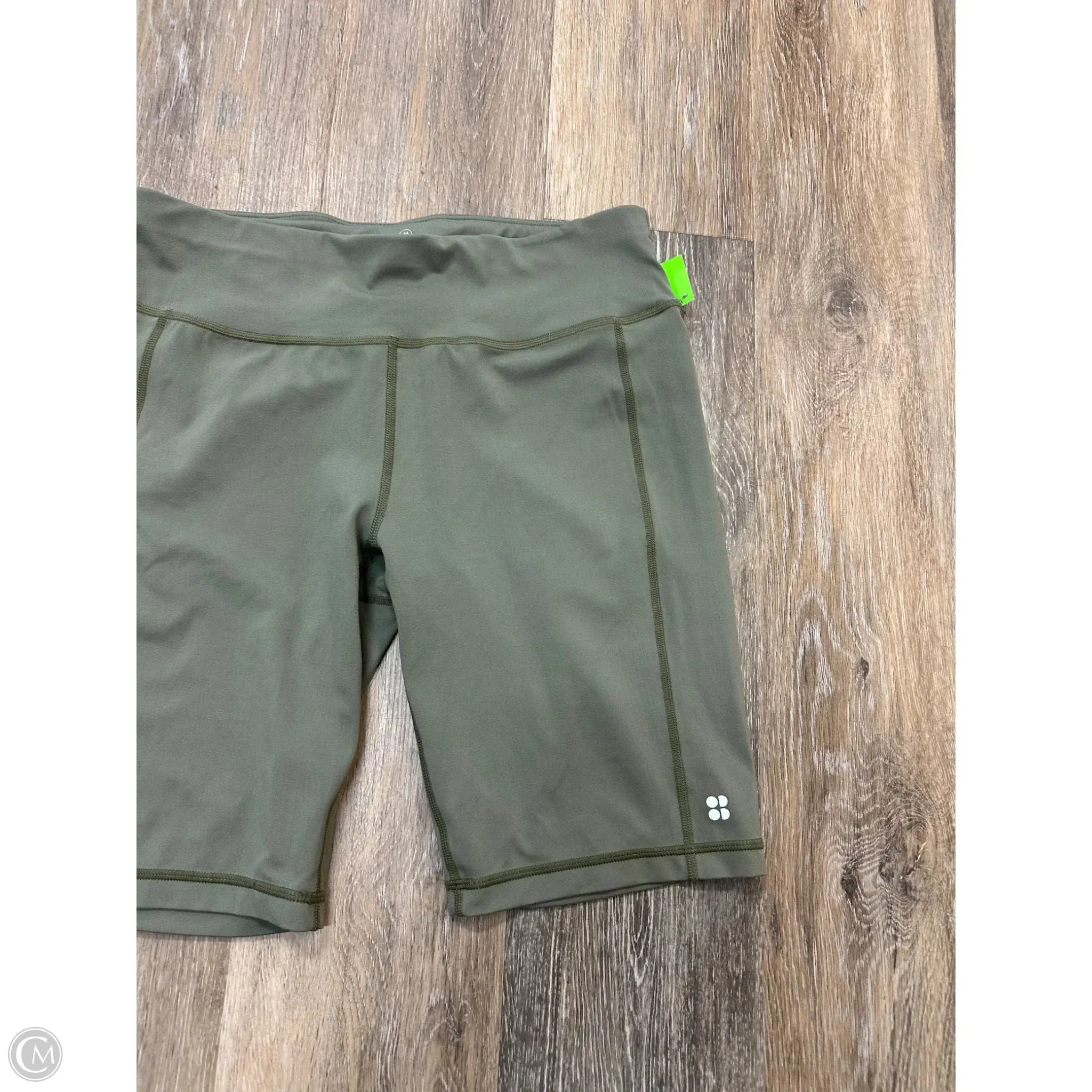 Athletic Shorts By Sweaty Betty In Green, Size: M
