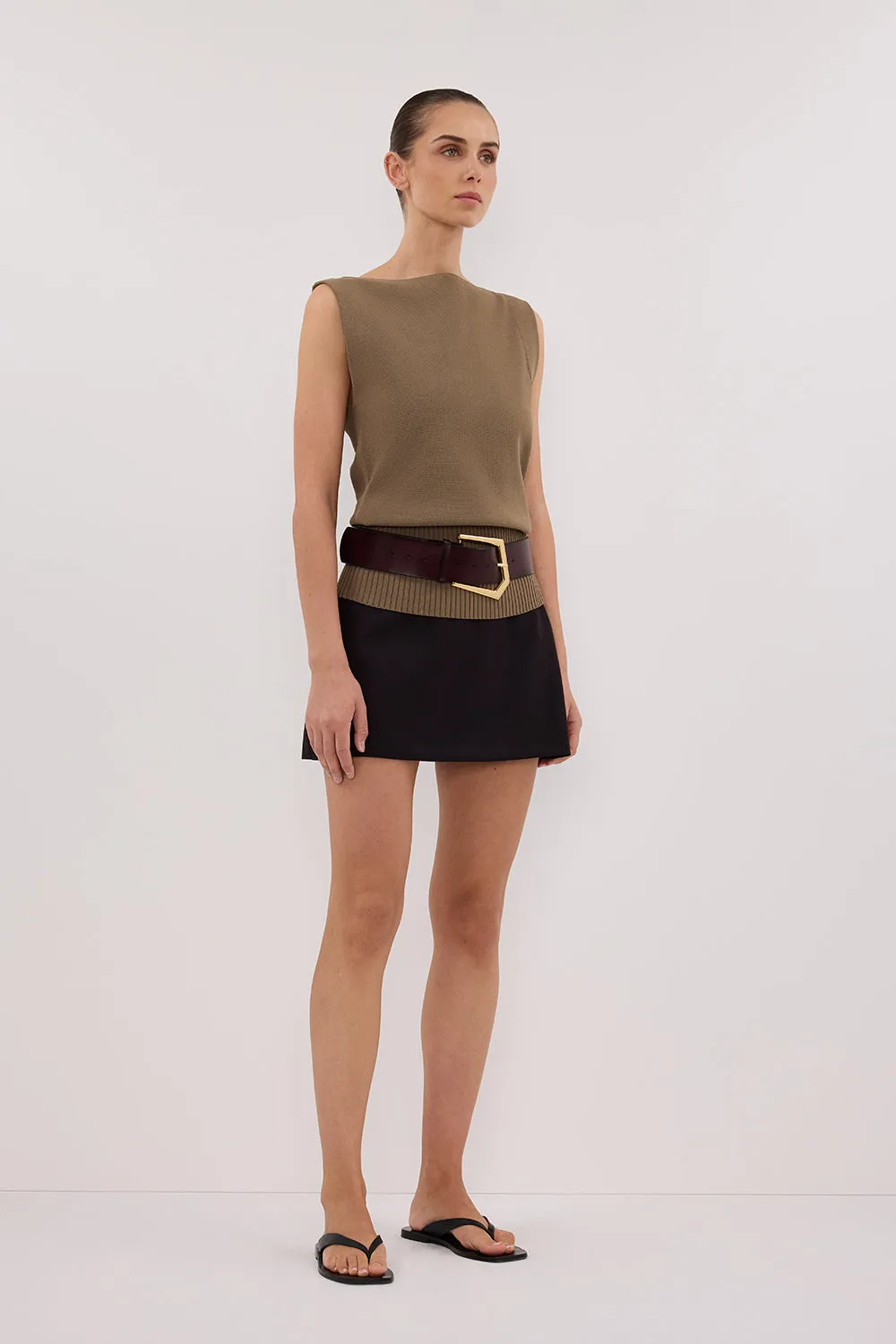 Dissh ELSA OLIVE SLEEVELESS KNIT TOP