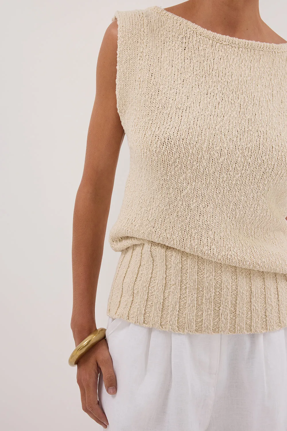 Dissh SUE CLAY SLEEVELESS KNIT TOP