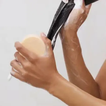 KITSCH - COCONUT REPAIR DEEP CONDITIONING BAR MASK
