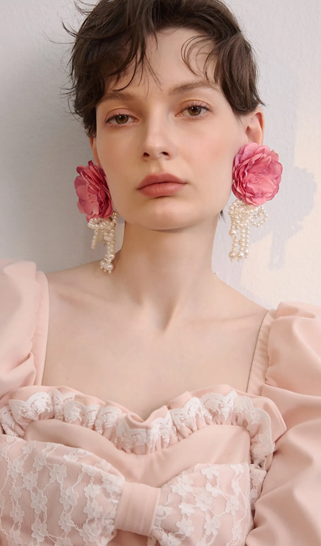 PINK FLOWER PETALS ACRYLIC EARRINGS Gloria Lanvin
