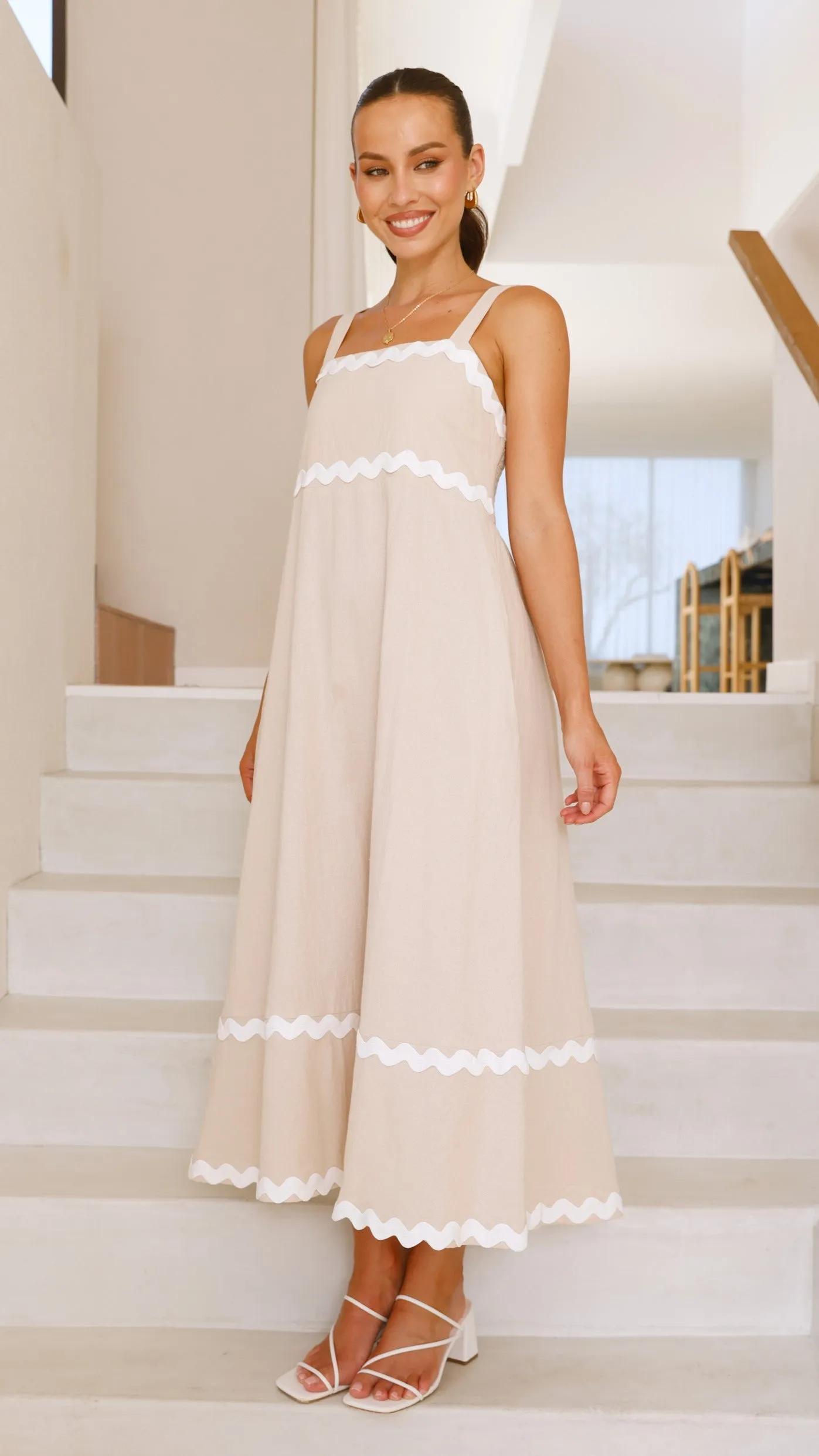 Raelynn Maxi Dress - Beige/White Billy J