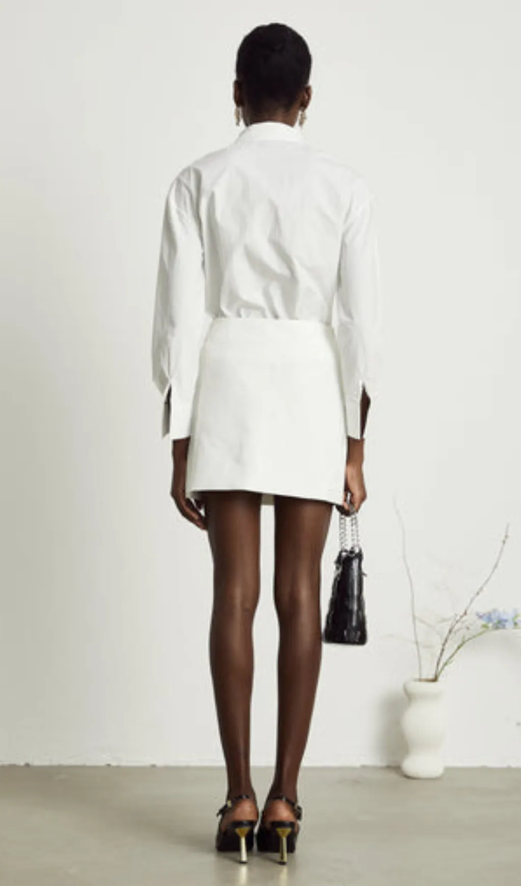 Rosalie 3D-floral embellished cut-out shirt Gloria Lanvin