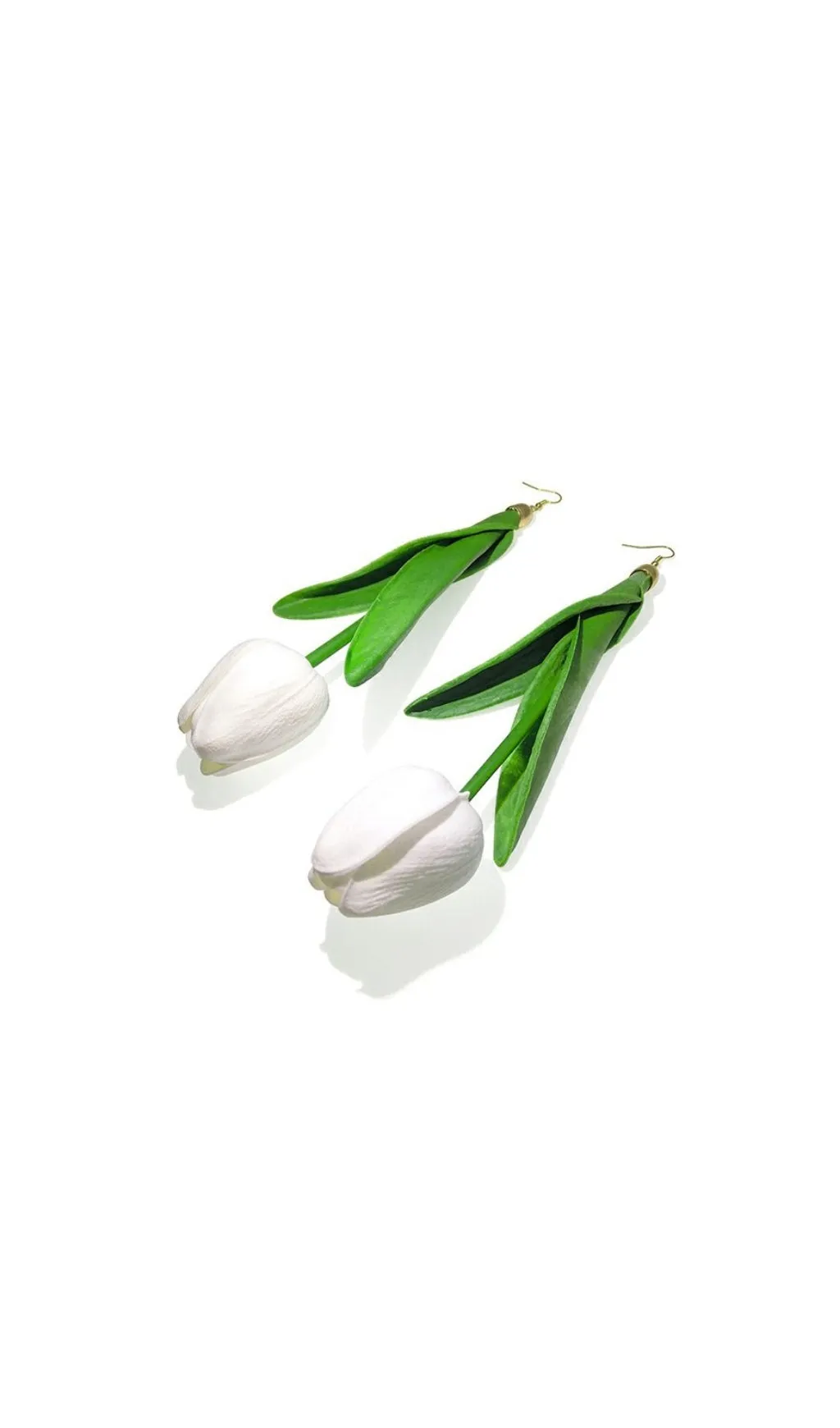 WHITE FLOWER ALLOY PLASTIC EARRINGS Gloria Lanvin